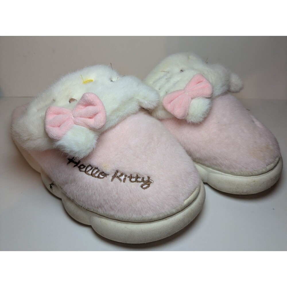 Hello Kitty Size 39/40 (9) Hard Soled Slippers